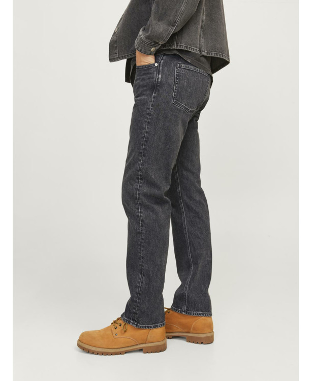 Relaxed Fit