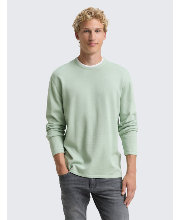 Gebreite trui met detail