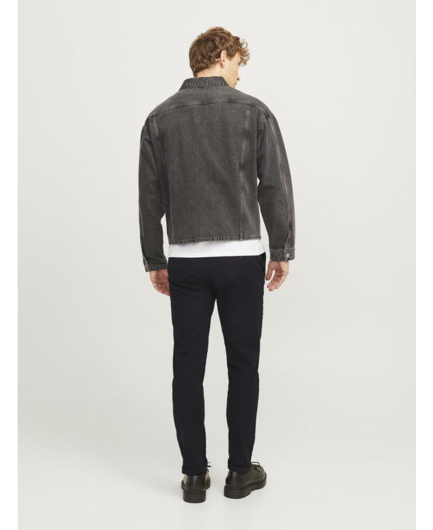 Slim Fit