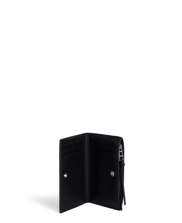 COMPACT ETERNAL SMOOTH CALFSKI