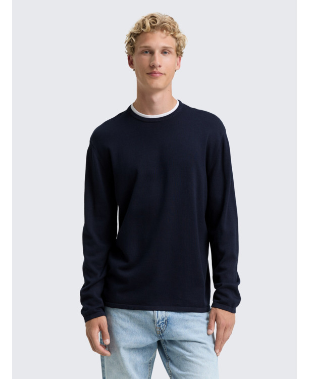 Gebreite trui met detail