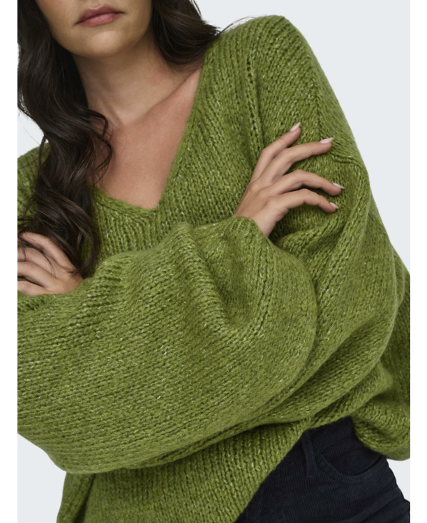 Regular Fit V-Neck Long Sleeves (L/S)