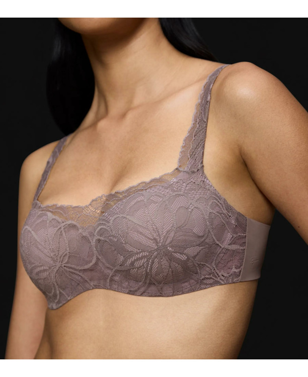 Body Make up, voorgevormd met beugel