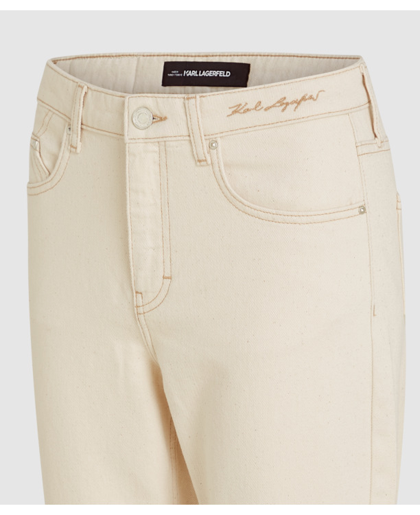 SIGNATURE MOM FIT JEANS