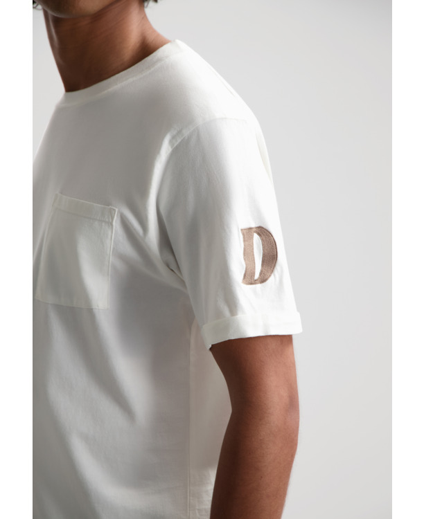 Nickolas Tee