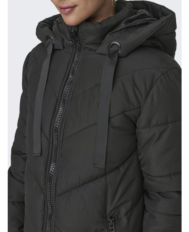 Hood w. String Regulation