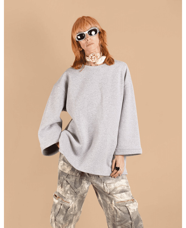 Oversized wide sweater