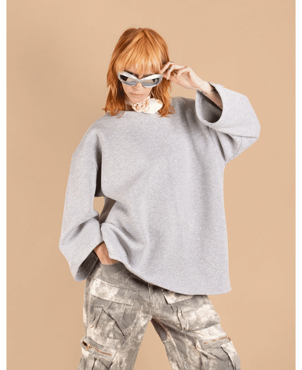Oversized wide sweater