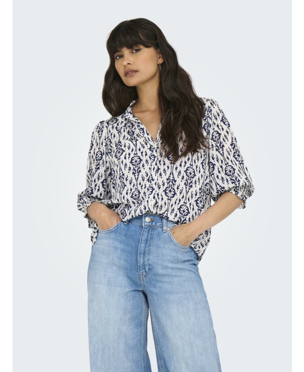 Regular Fit Shirt Collar 3/4 Sleeves (3/4) Vrouwelijk overhemd met normale pasvorm en 3/4 mouwen