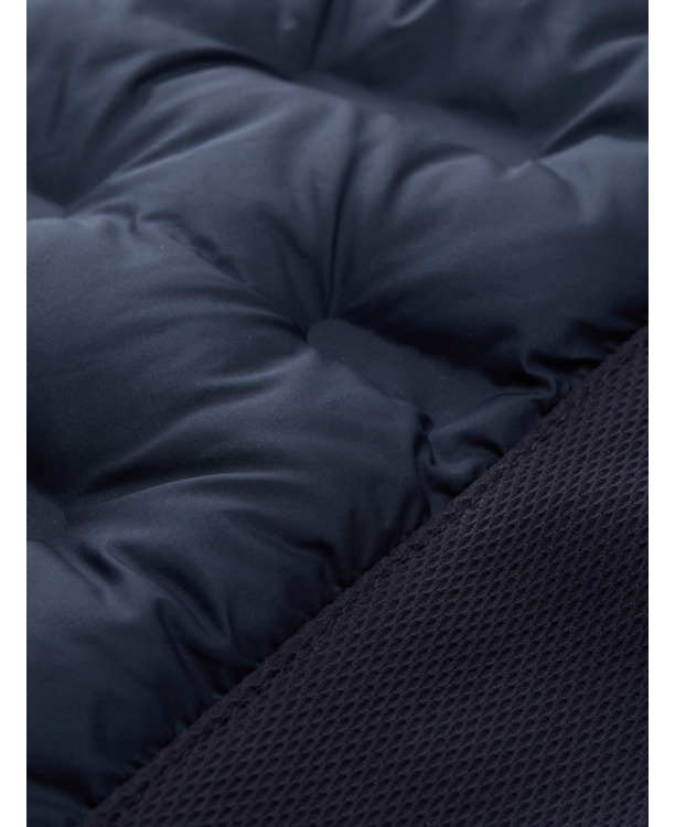 Hybride waterpomp met waterafstotende functie