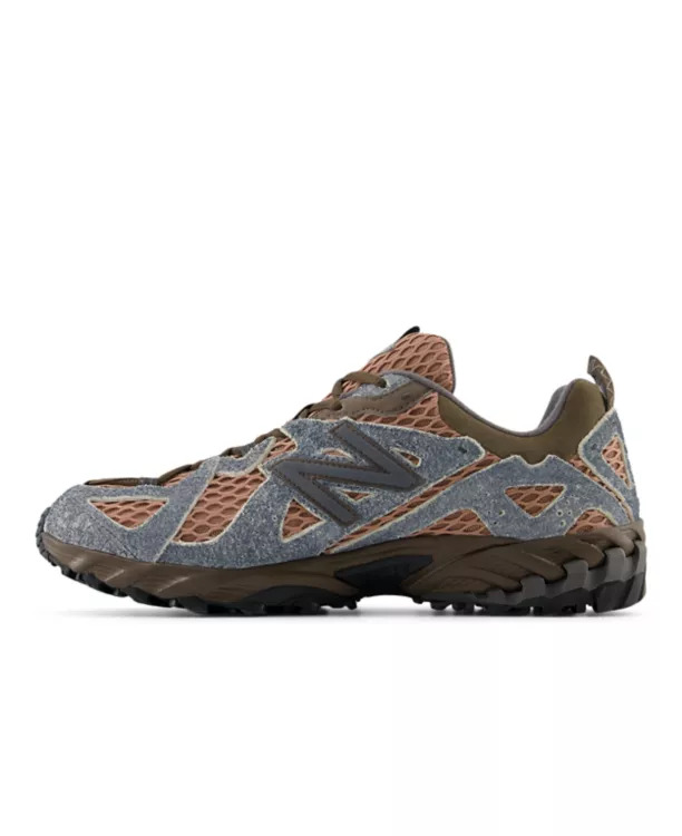 610 unisex Sneakers