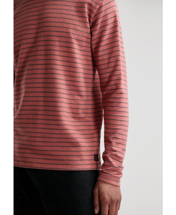 Dylan Tee