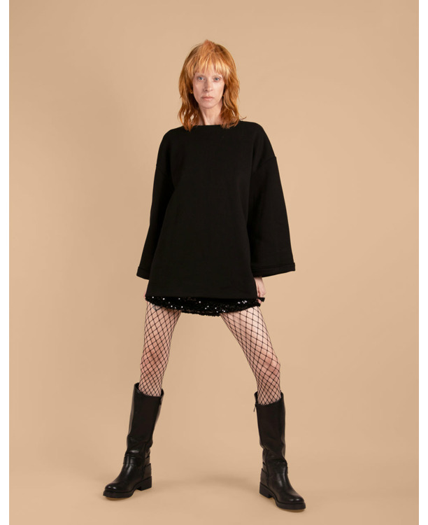 Oversized wide sweater