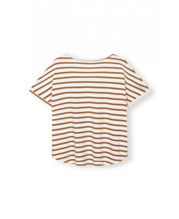 v-neck tee stripes