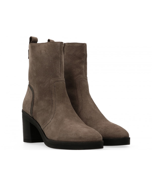 IJdelheid Enkellaarsjes op hak Taupe