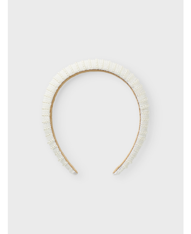 NKFPASIKKA HAARBRACE