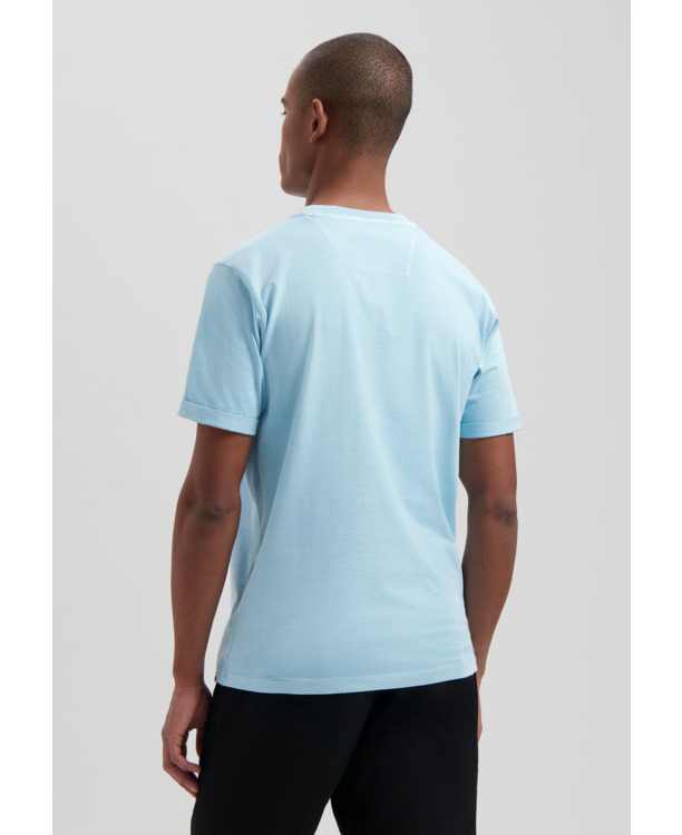 Nick Tee