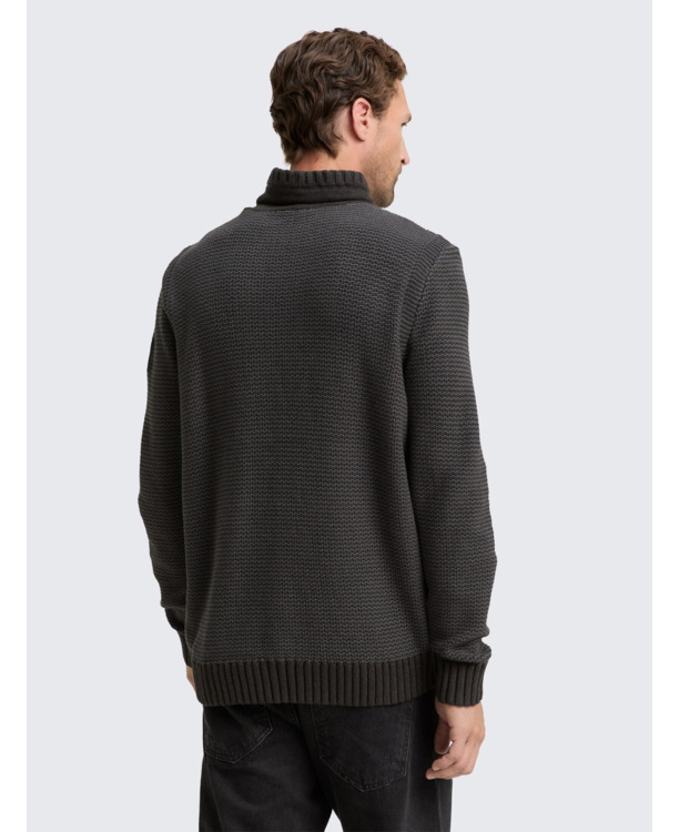 Gebreide trui met opstaande kraag