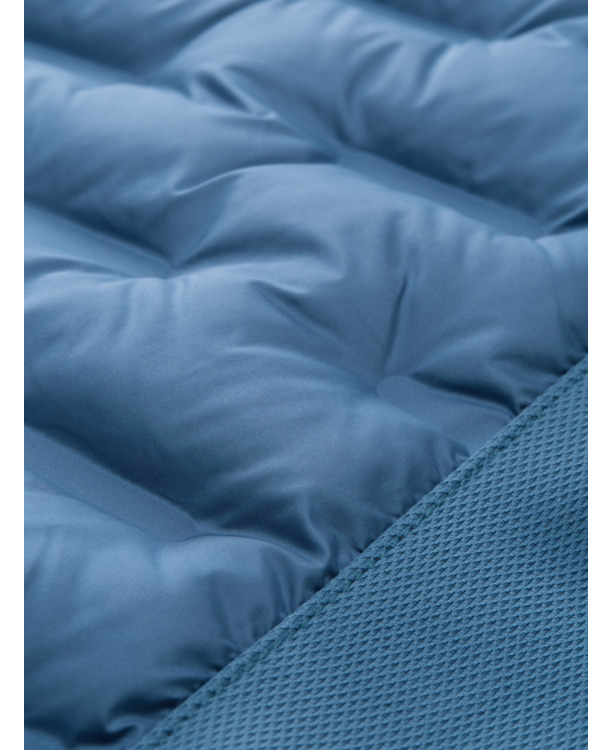 Hybride waterpomp met waterafstotende functie