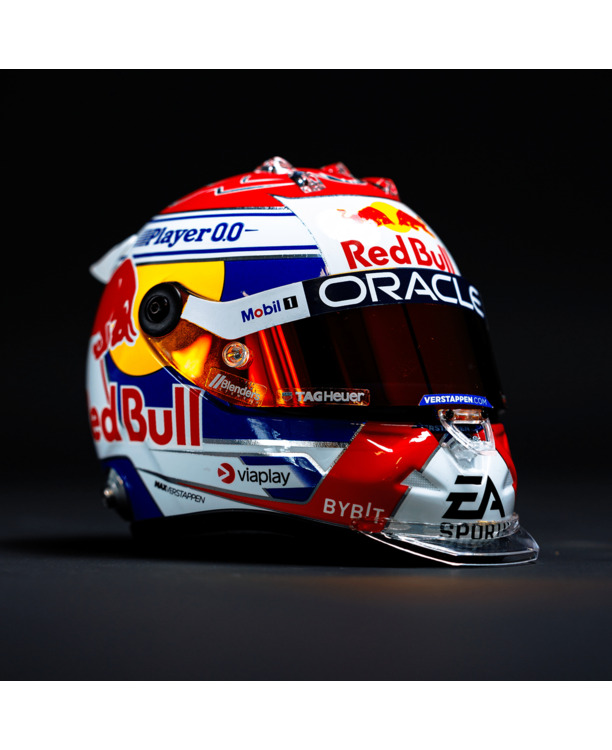 1:2 - 2024 Seizoenshelm - Max Verstappen - Red Bull Racing