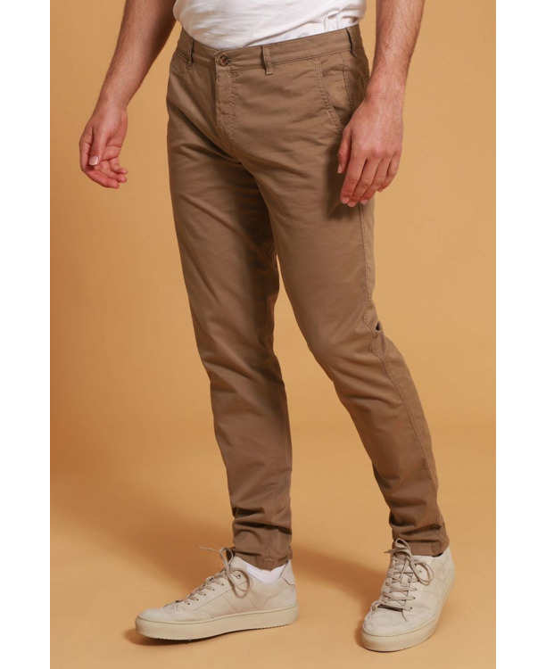 Suitable Plato Chino Khaki