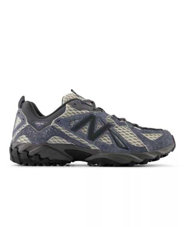 610 unisex Sneakers