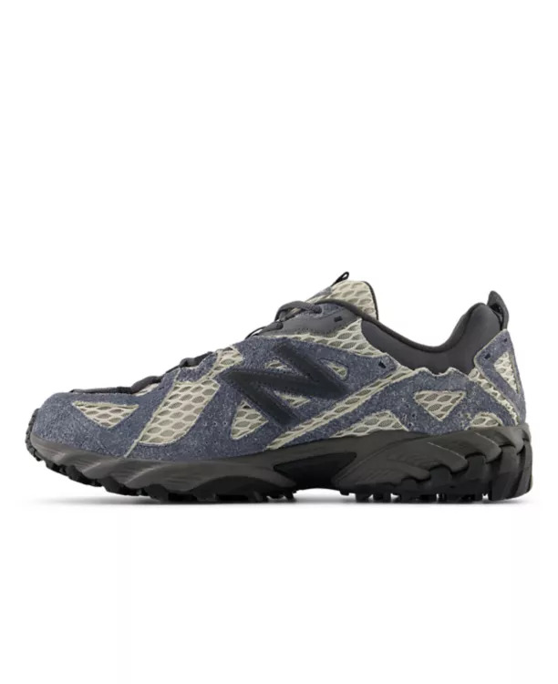 610 unisex Sneakers