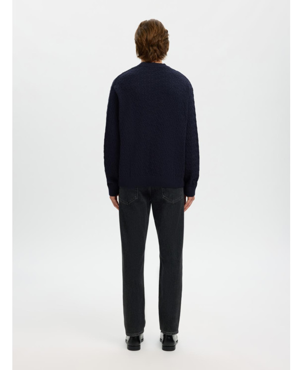 Relaxed Fit Crew Neck Long Sleeves (L/S)