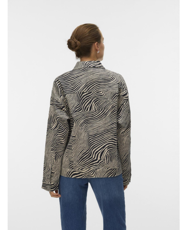 Spread Collar Long Sleeves (L/S)