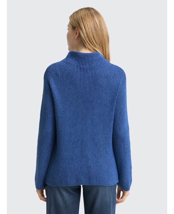 Uitgebreide trui met opstaande Kraag