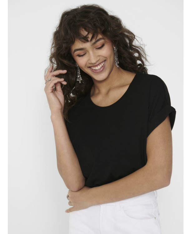 Regular Fit O-Neck Short Sleeves (S/S) Regular fit top met ronde hals en korte mouwen