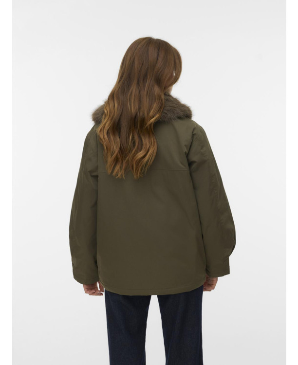 Spread Collar Long Sleeves (L/S)