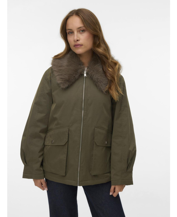 Spread Collar Long Sleeves (L/S)