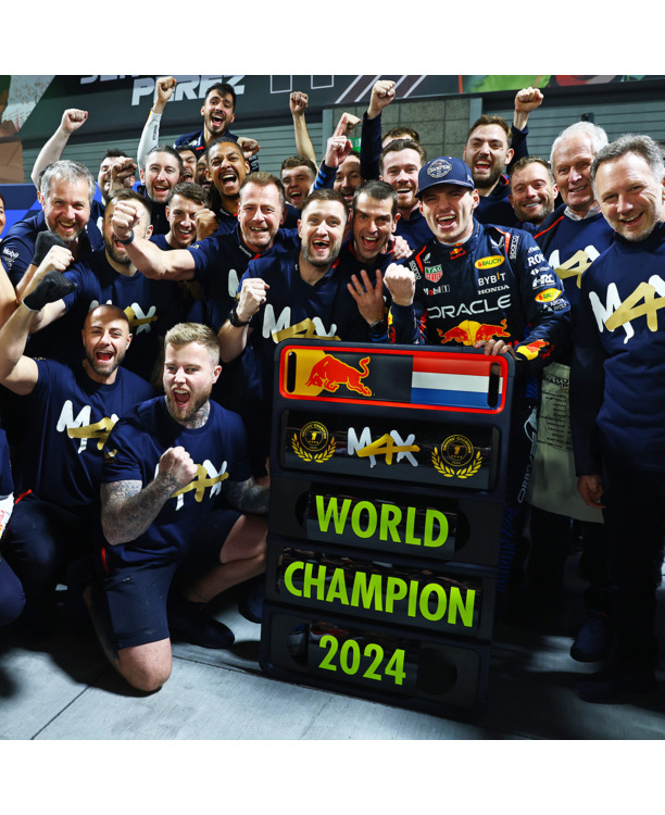 1:43 RB20 World Champion 2024 - Red Bull Racing