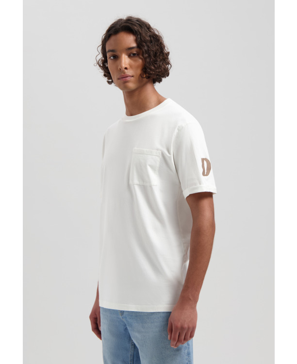 Nickolas Tee