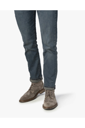 De Moker 04.02