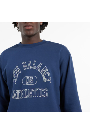 Men Round Graphic Crew Apparel