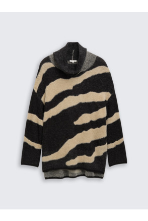 Gebereide trui met col