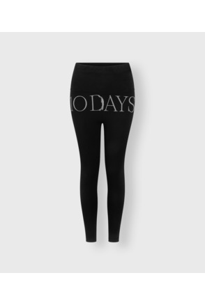 logo yoga leggings
