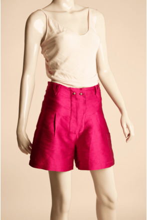 Virago Short