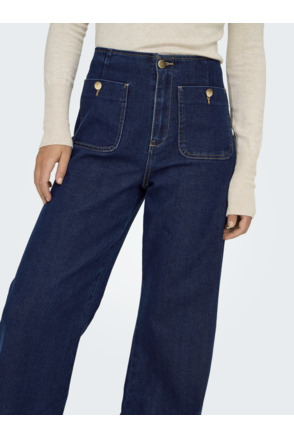 Wide Leg Fit
