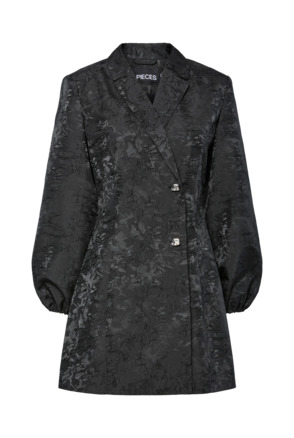 Regular Fit Spread Collar