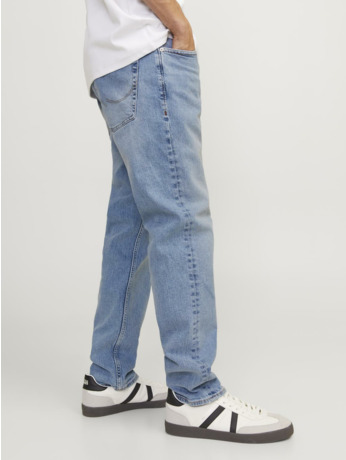 Tapered Fit