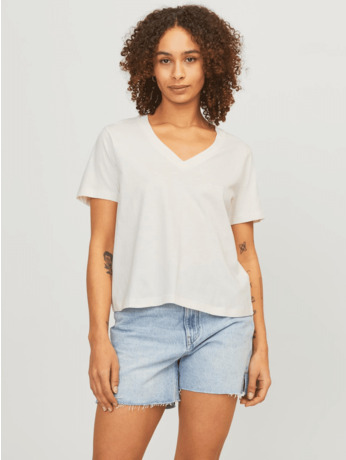 JXANNIE REG VNECK SS TEE JRS
