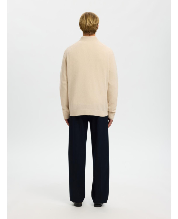 Relaxed Fit V-Neck Long Sleeves (L/S)