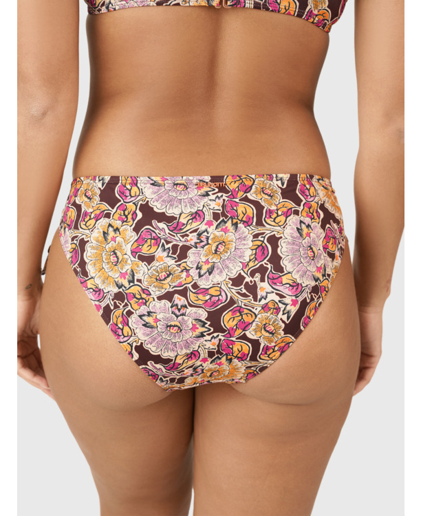 Bikini Bottom Nolestina-Sakai