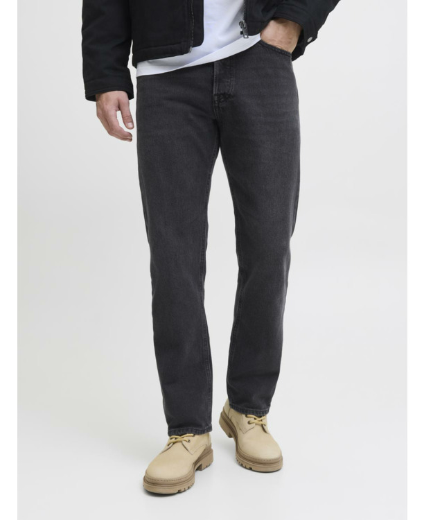 Relaxed fit jeans