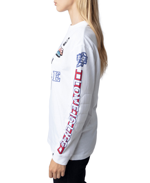 NOANE VOLTAIRE MULTIBADGE