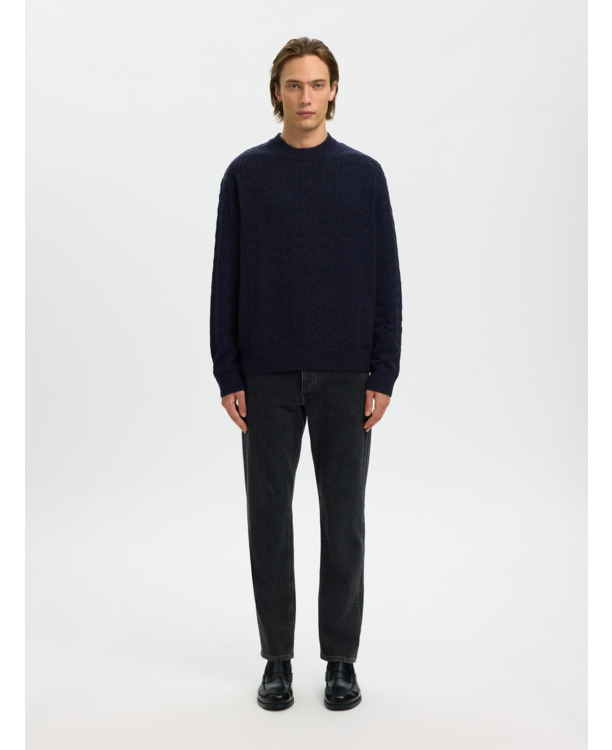 Relaxed Fit Crew Neck Long Sleeves (L/S)