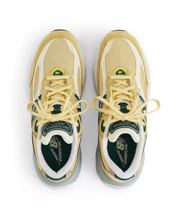 MADE IN 990 Unisex Sneakers
